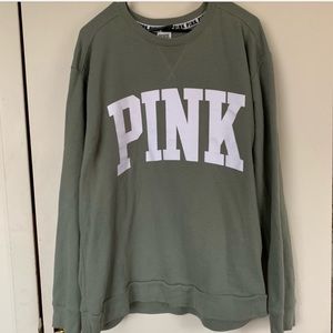 VS pink crew neck